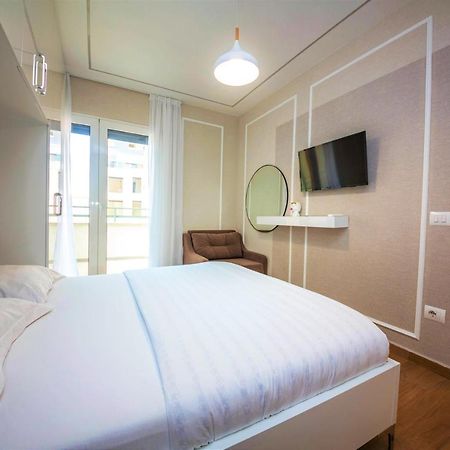 Green Terrace Apartment 4 ティラナ エクステリア 写真