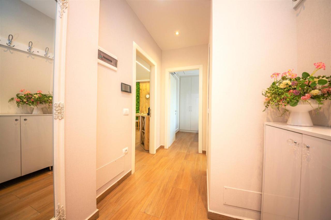 Green Terrace Apartment 4 ティラナ エクステリア 写真