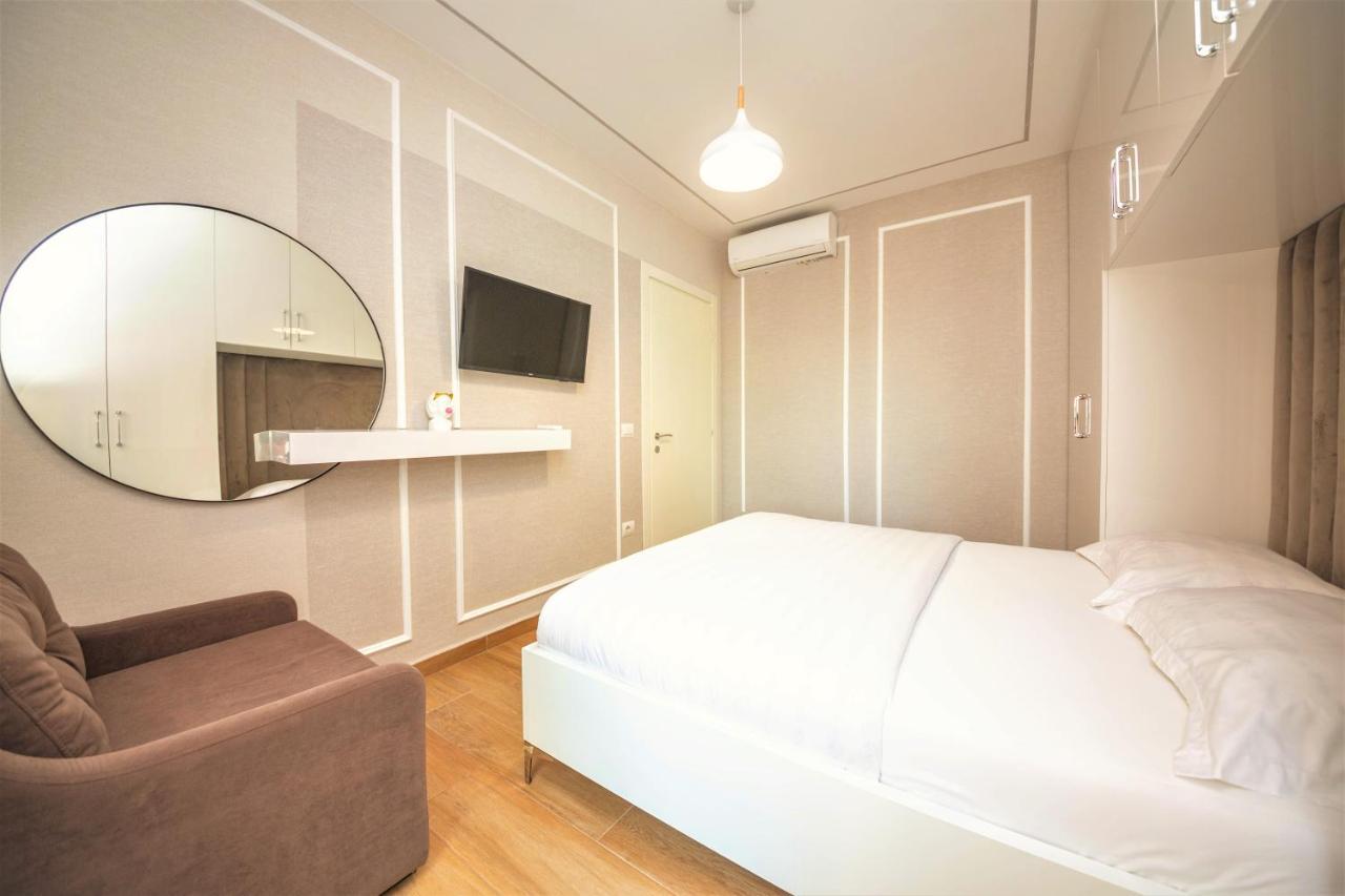 Green Terrace Apartment 4 ティラナ エクステリア 写真